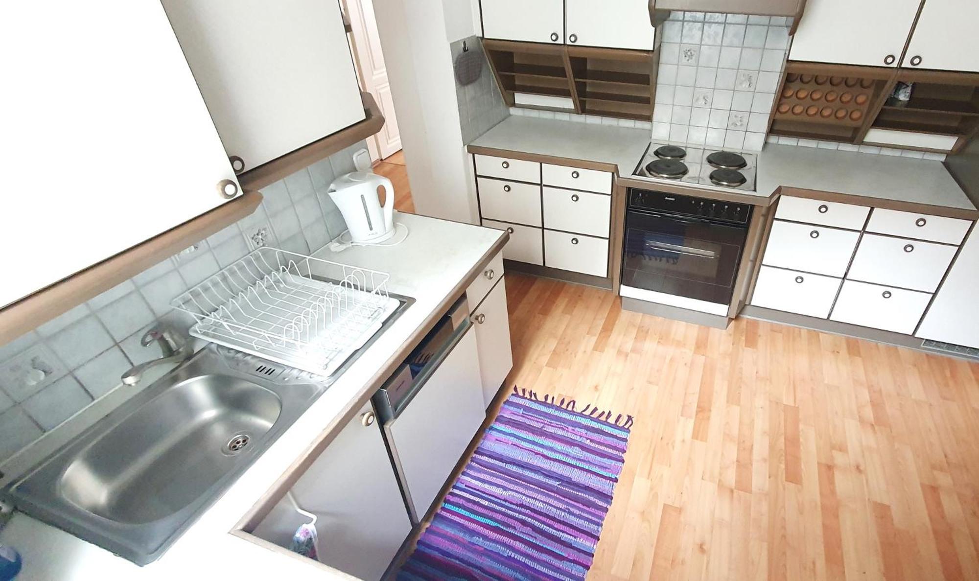 In Imperial Design, Location Viena